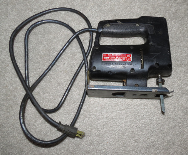 SABRE SAW - CRAFTSMAN - VINTAGE in Power Tools in Ottawa