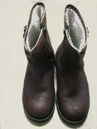 Denver Hayes size 9 men's leather winter boots