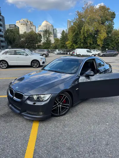 BMW 335xi manual e92 2008 217k on body 124k on engine Space grey metallic on black interior with bru...