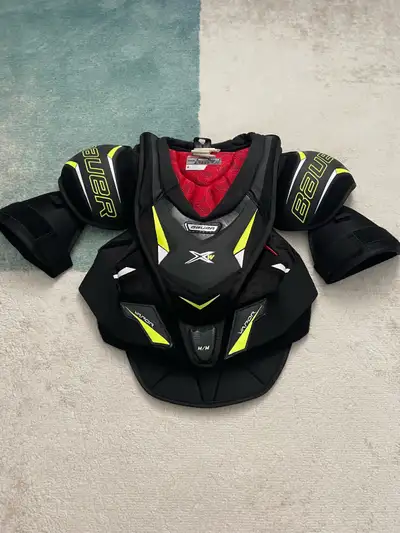 Bauer Vapor women’s hockey chest protector senior medium, View more