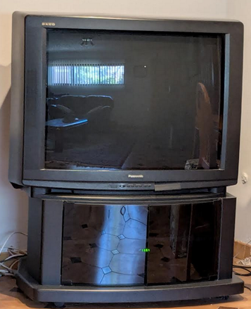 PANASONIC GAOO 28in. TV - RETRO GAMING + Cabinet, View more
