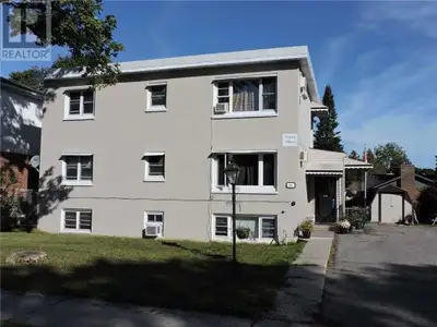 1 Bedroom Apartment – Barrie (Napier St) $1,500/month + utilities ️ Parking Included | Coin Laundry...