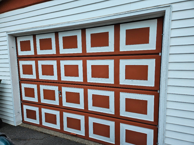 Porte de garage dans Portes, fenêtres et moulures  à Victoriaville