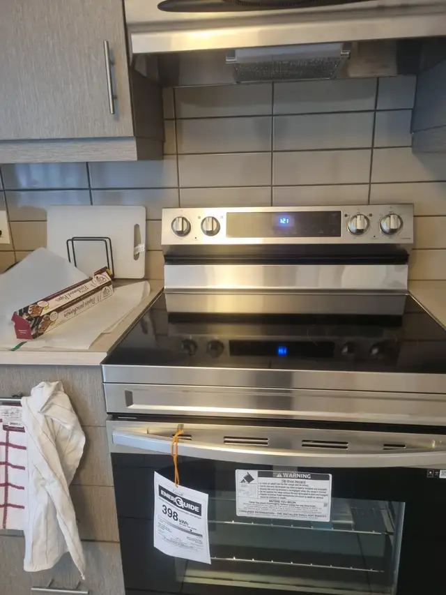 Roommates Room for rent  Montreal Chambre à louer colocation63782629362177124