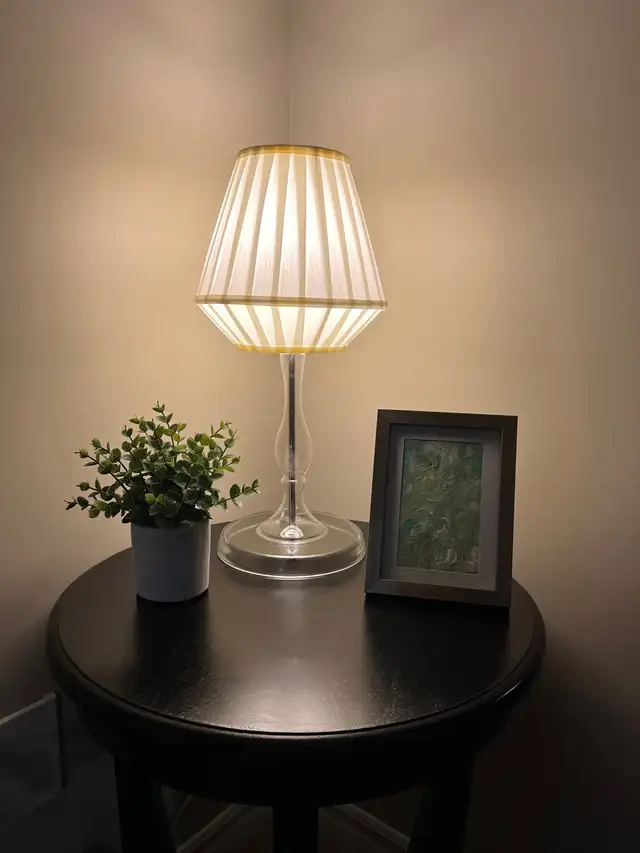 Table Lamp, 2 different selections 483716114165288960