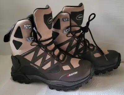 Baffin Women's Soft Shell Series Waterproof Winter  Boots Size 7, View more