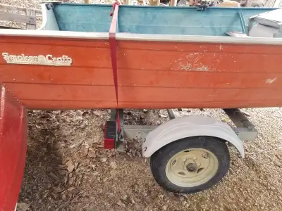 For sale is a 14 ft smokercraft aluminum boat. It is an older model but will say to be a better buil...