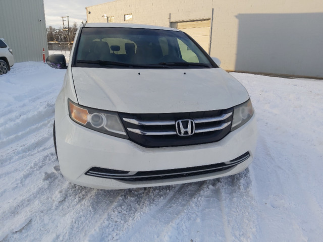 2014 Honda Odyssey SE model Clean Title Safetied in Cars & Trucks in Winnipeg - Image 3