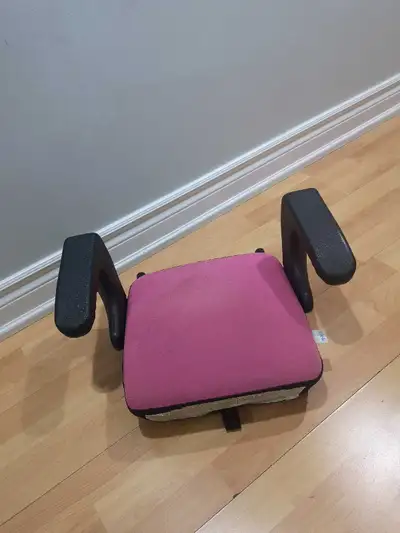 Clek Olli backless booster car seat, View more