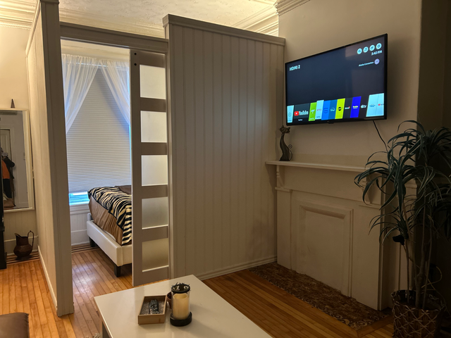 SEPTEMBER 1ST: Furnished uptown Junior one-bedroom, to call home in Long Term Rentals in Saint John - Image 4