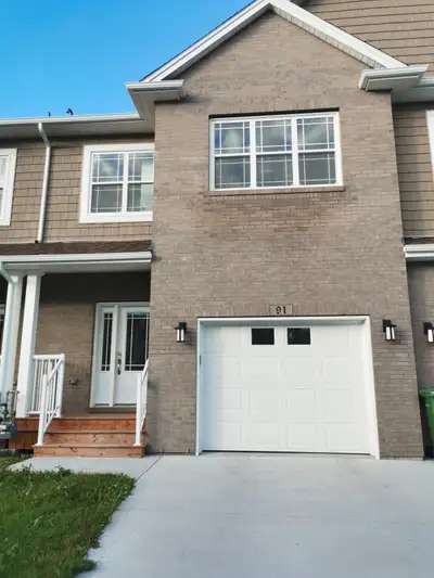 Townhouse unit in the Parks of Bedford West presenting the luxurious townhouse with all the amenitie...