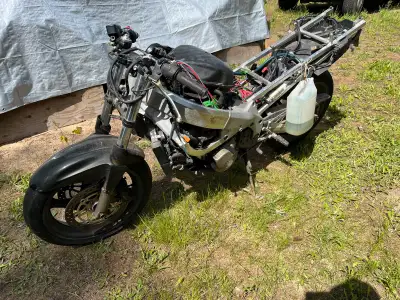 Honda CBR 600 parts bike. Left behind by renters so I know nothing about its condition or provenance...