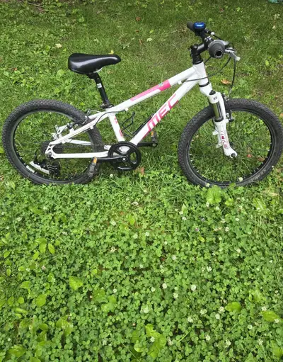 Vélo MEC Dash 20" enfant, View more