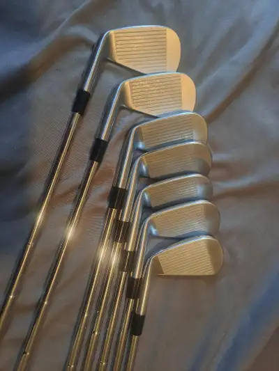 TaylorMade P7CB irons- Like New., View more