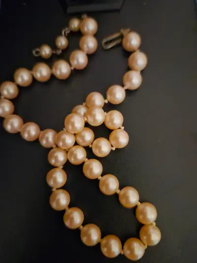 Antique pearls, View more