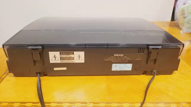 Vintage Nikko NP-750 Direct Drive linear tracking Turntable in Stereo Systems & Home Theatre in Mississauga / Peel Region - Image 6