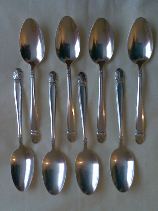 1938 HOLMES & EDWARDS " Danish Princess "Silverplate 8 Teaspoons in Arts & Collectibles in London