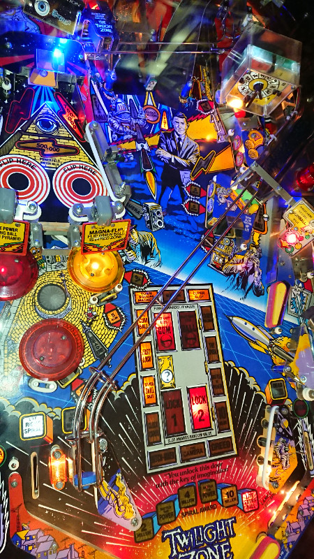 Twilight Zone Pinball Machine à Boules Arcade Mancave dans Jouets et jeux  à Lac-Saint-Jean - Image 2