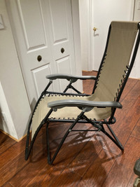 Lounger lawn chair 