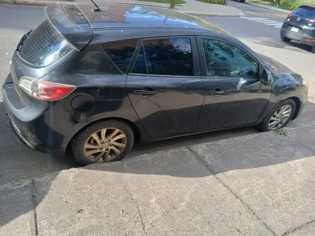 Mazda 3 hatch pack Automatic clean car 4 cylinder547959308771010566