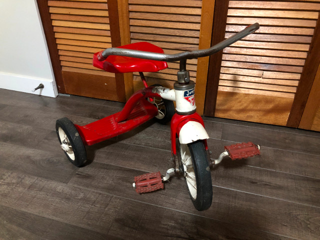 Retro Red AMF Junior Tricycle , Trike , Hard rubber tires in Kids in Vancouver - Image 4