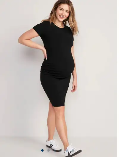 Selling 2 Old Navy bodycon maternity dresses: - Black short sleeve jersey knit dress (size small) -...