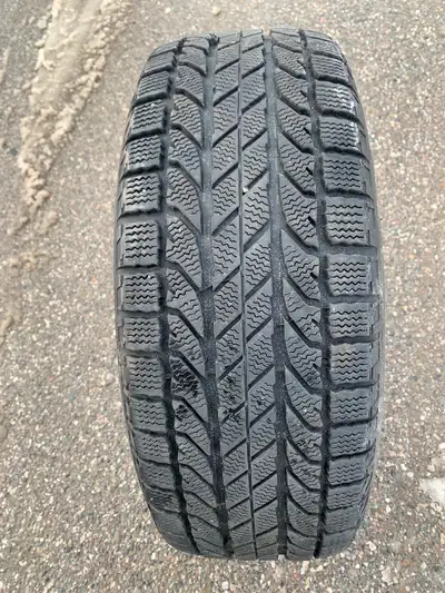 4 BF GOODRICH WINTER SLALOM 215/60R16 95S M&S WINTER TIRES. In excellent condition. Lots of treads....