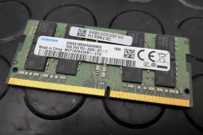 Samsung 16Go DDR4 SODIMM (1x 16Go) PC4-21300 2666Mhz M471A2K43DB, View more