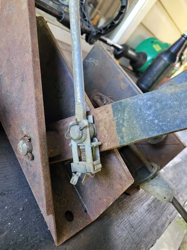 1966 to 1977 bronco parts in Auto Body Parts in Hope / Kent - Image 11