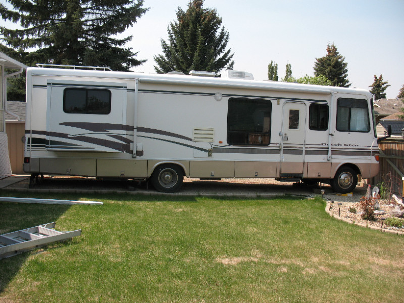 CLASS A MOTORHOME 2 SLIDES RVs & Motorhomes Red Deer Kijiji
