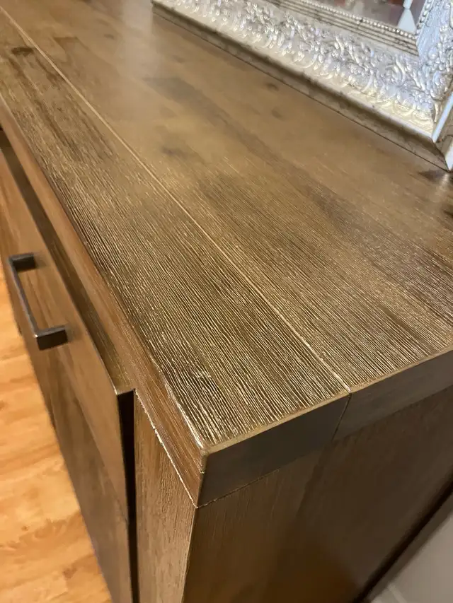 Sideboard Buffet Cabinet with mirror in Hutches & Display Cabinets in Oshawa / Durham Region - Image 5