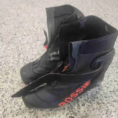 Rossignol Skate X-8 Boot: size 42, View more