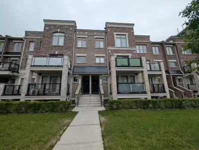 2 bed, 2 bath townhouse for rent (North York, Toronto)