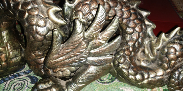 Grand biblo dragon 40$ dans Art et objets de collection  à Trois-Rivières - Image 3