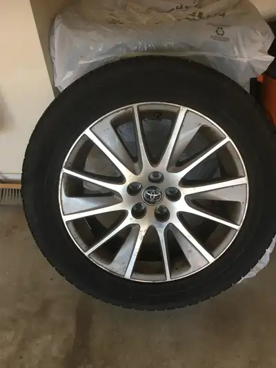 All-season tires purchased in July 2022 from Canadian Tire, minimal usage, excellent shape, as of Ap...