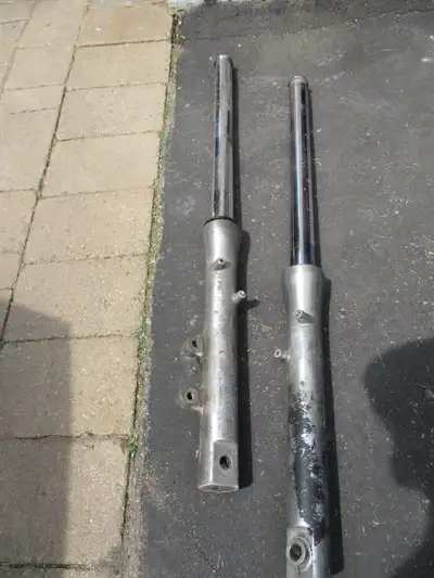 various parts for 1980 ties Suzuki Intruder please text if interested