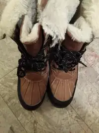 artificial  fur  winter boots buy and get another pair boot free