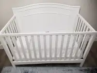 Convertible Crib for Infants/Babies