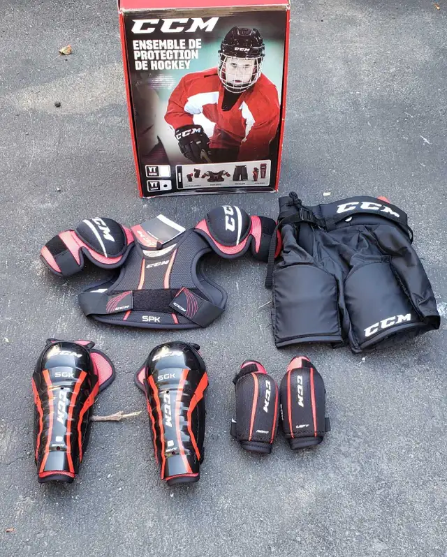Brand New Kids CCM Hockey Equipment Bundle Medium and Large size in Hockey in Barrie - Image 2