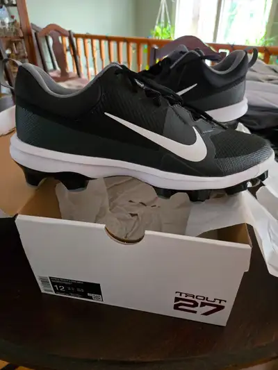 Size 12 BNIB purchased as 2nd choice but won't fit so offering to someone that can use them Great so...