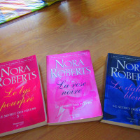 Trilogie de livres ``Nora Roberts`` Le secret des fleurs