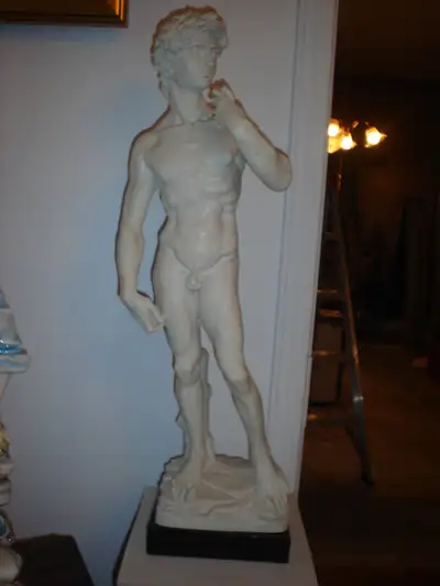 Statue de David en marbre, View more
