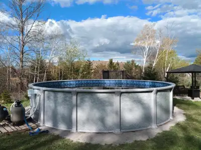 This beautiful Galaxy pool refreshes you and features an elegant design turning your backyard into a...
