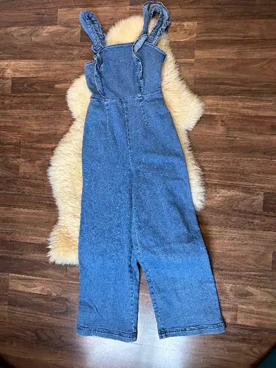 Jean rufflle overalls/onesi-size S, View more