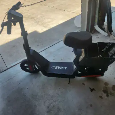 SWFT SD E-Scooter, View more
