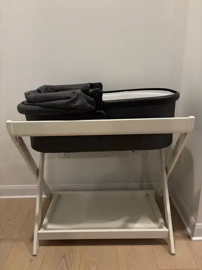 UPPAbaby Bassinet * STAND NOT INCLUDED (sold), View more