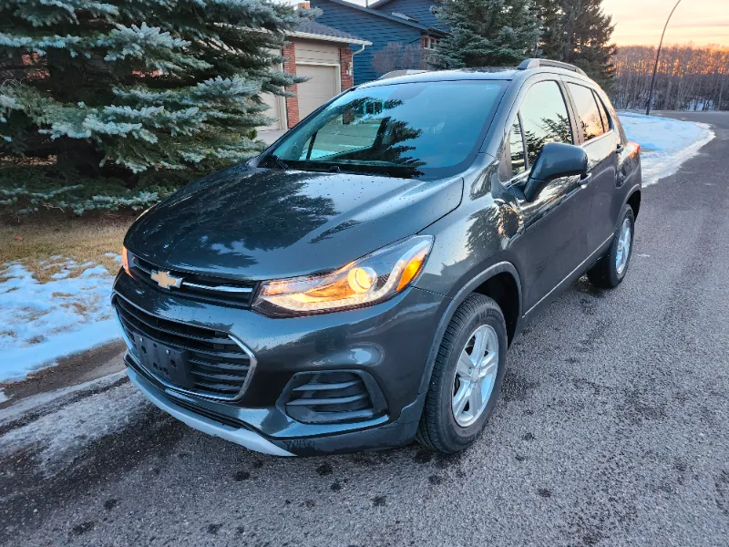 Excellent Low Km 2017 Chev TRAX AWD