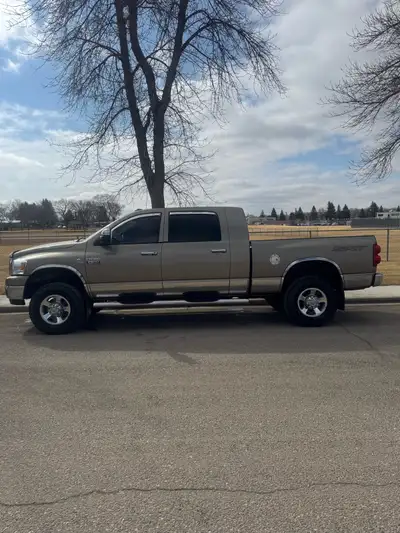 2008 Dodge Ram 2500 Megacab. 6.7 diesel. Deleted and tow tune 50hp. 225,000klm. Meticulously maintai...