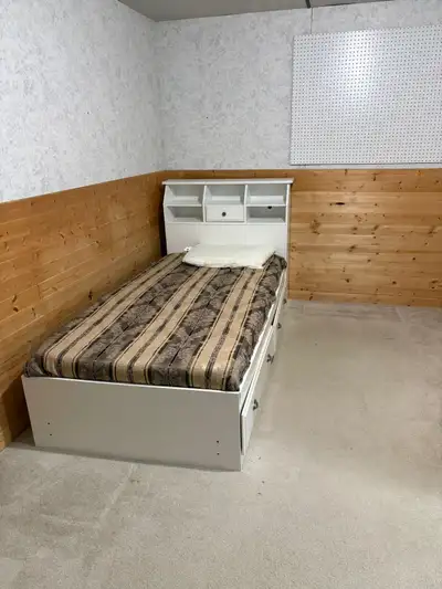 Private Room for Rent for Girl . This Room in a Basement Suite in Lower College Height Prince George...