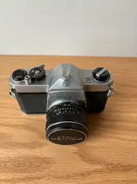 Pentax Asahi SP 1000 camera
